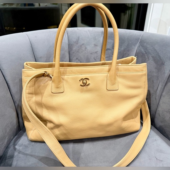 Vintage Chanel Exec Cerf Tote caviar beige - Picture 1 of 15
